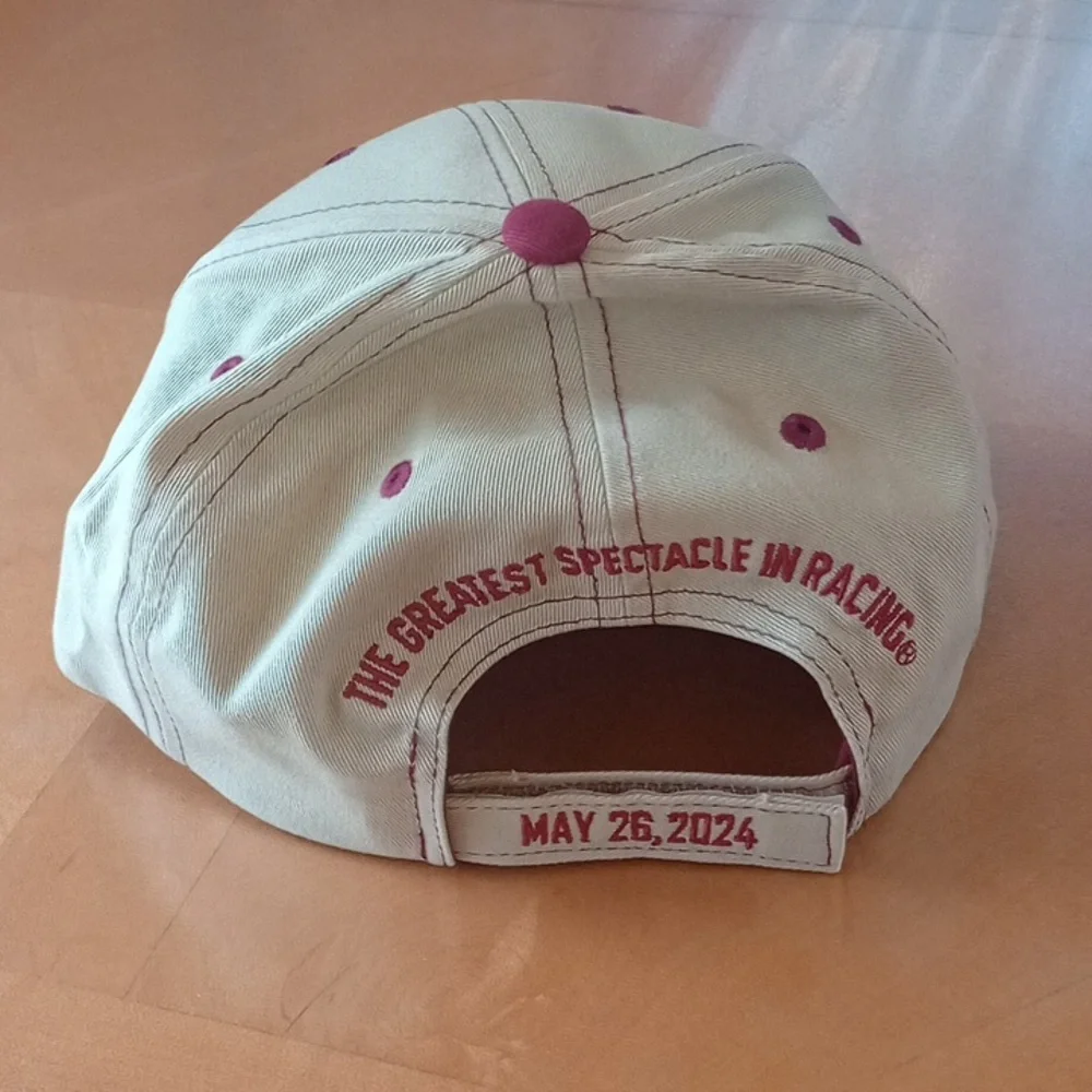 New Indy 500 108th Gainbridge 100% Cotton Trucker Cap Contrast Maroon & Stone - Picture 3 of 5